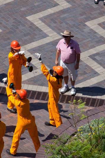 mime, pretend glass, construction